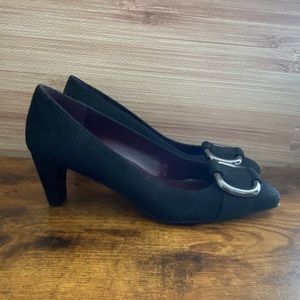 Stuart Weitzman Black Embossed Pum size 8